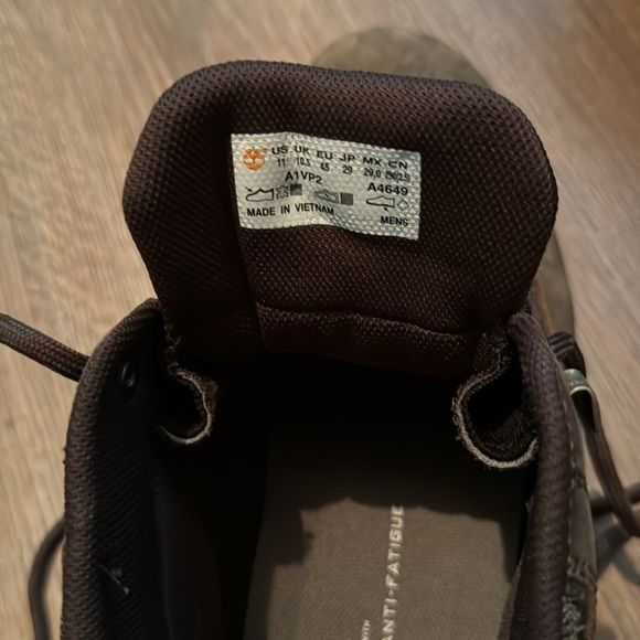 Men’s Timberland boots - Picture 6 of 9